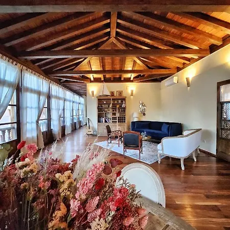 Casa Del Armino Mansion De La Familia De 